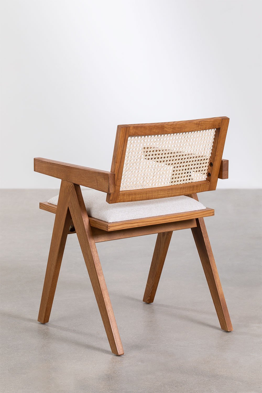 Sedia da pranzo in legno di frassino imbottita con braccioli Lali, immagine della galleria 5