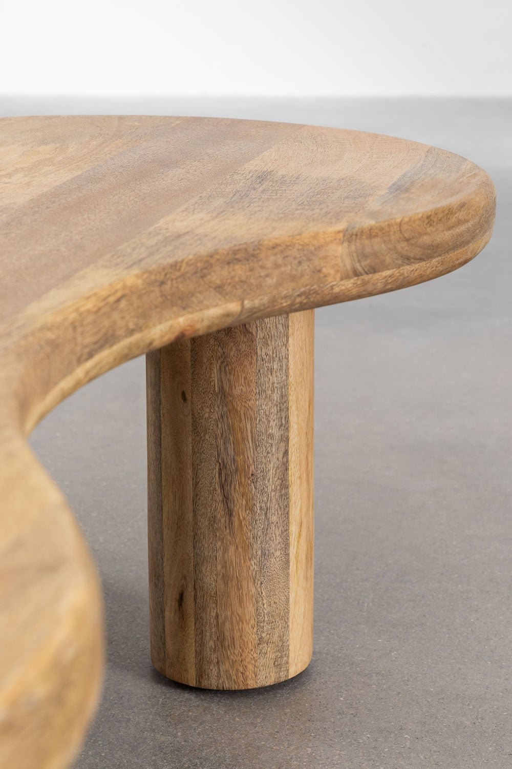 Tavolino da caffè in legno di mango Larabeya, immagine della galleria 5