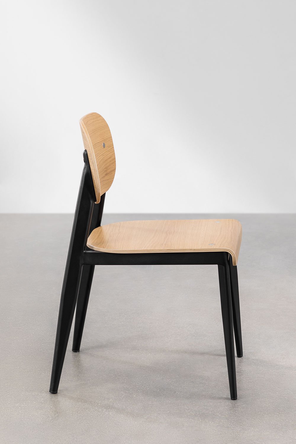 Sedia da pranzo in impiallacciatura di rovere e ferro And, immagine della galleria 5