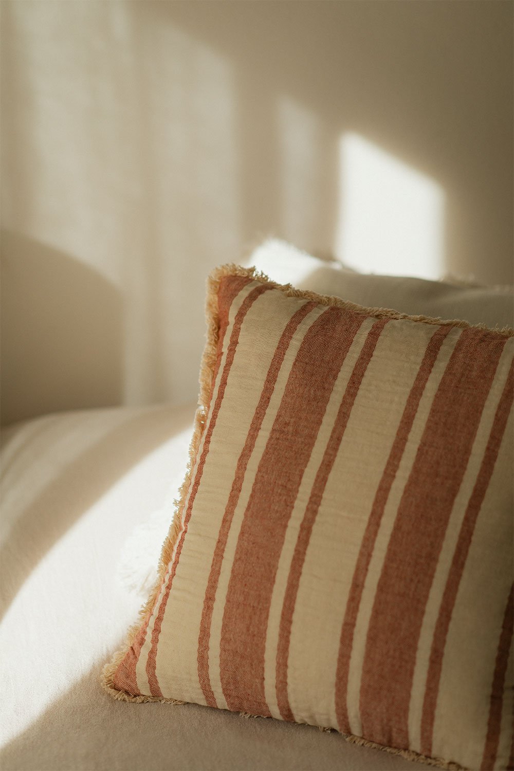 Cuscino quadrato in cotone (45x45 cm) Kiyoco, immagine della galleria 1