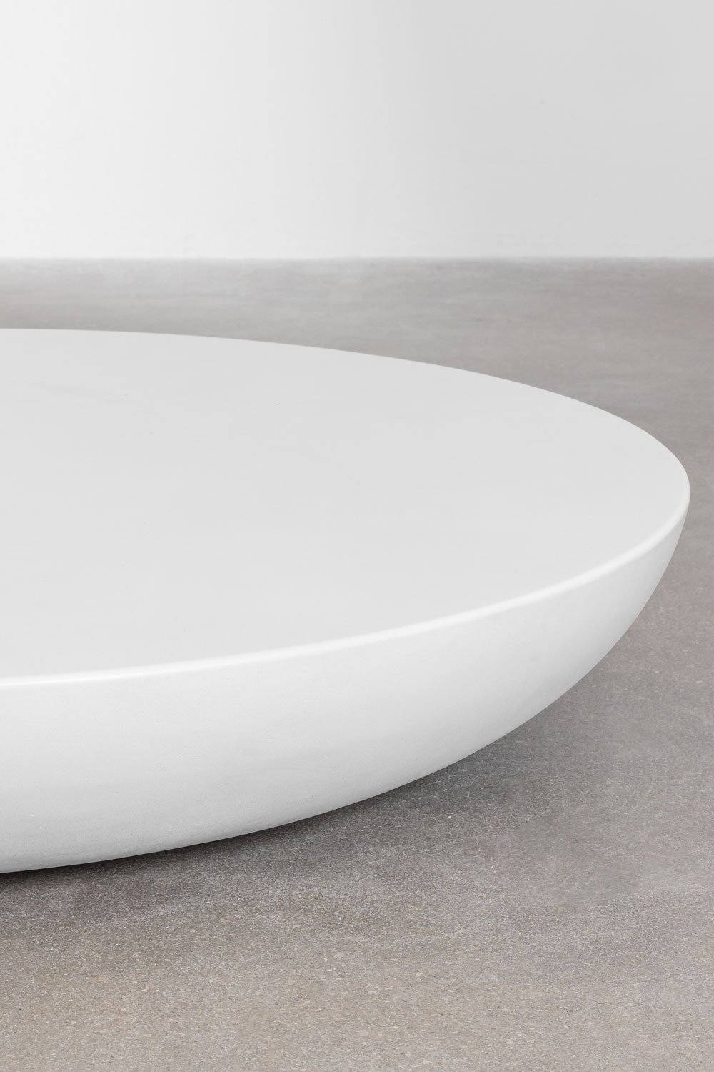 Tavolino rotondo Ø105 cm in cemento Zenadia, immagine della galleria 4