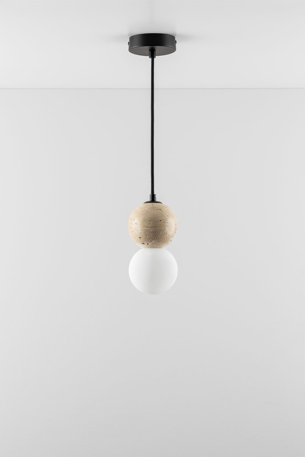 Lampada da soffitto con sfera di cristallo in travertino Davise, immagine della galleria 2