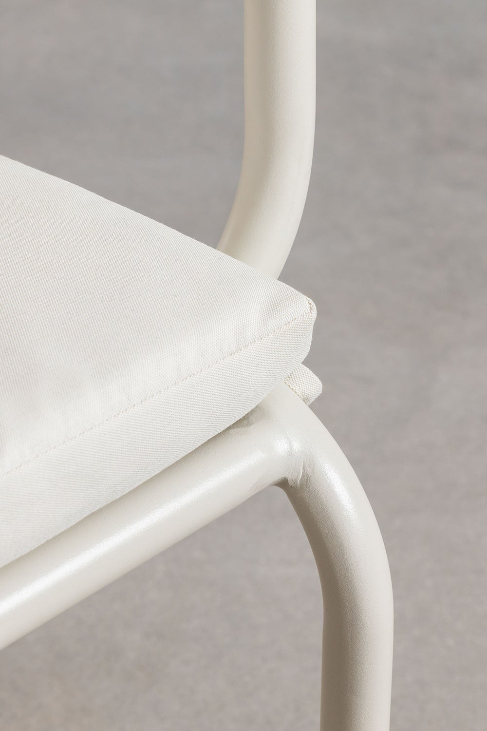 Set di 6 sedie da giardino impilabili con braccioli in corda intrecciata Arhiza, immagine della galleria 6