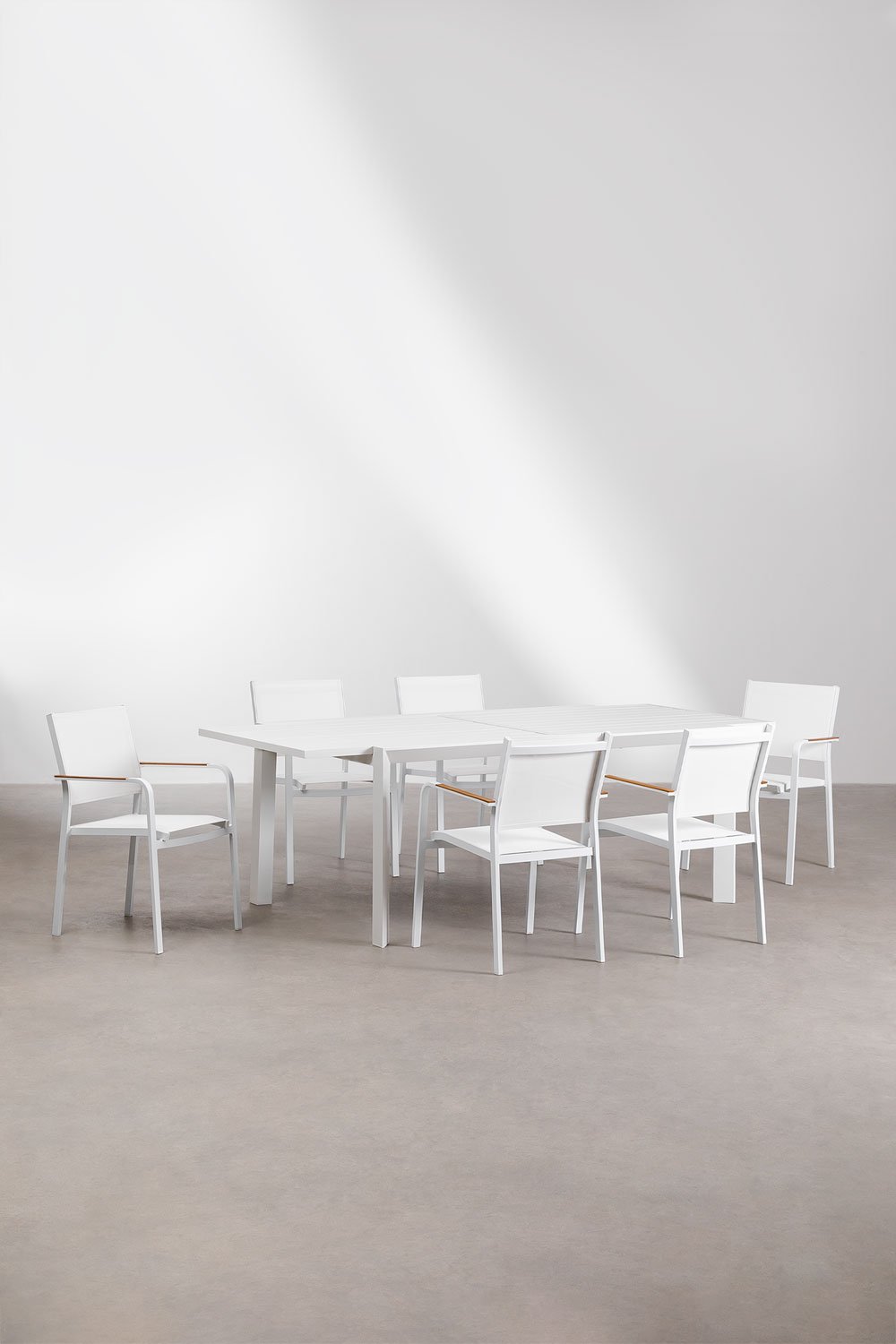 Set di Tavolo Rettangolare Allungabile in Alluminio (180-240x100 cm) Starmi e 6 Sedie da Giardino Impilabili in Alluminio Archer, immagine della galleria 1