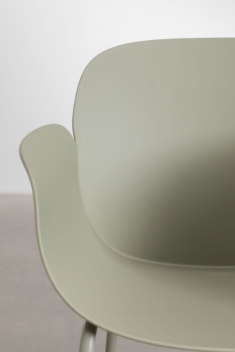Set da tavolo rettangolare 180x100 cm Arnadine e 6 sedie da giardino in polipropilene e acciaio Lynette, immagine della galleria 8