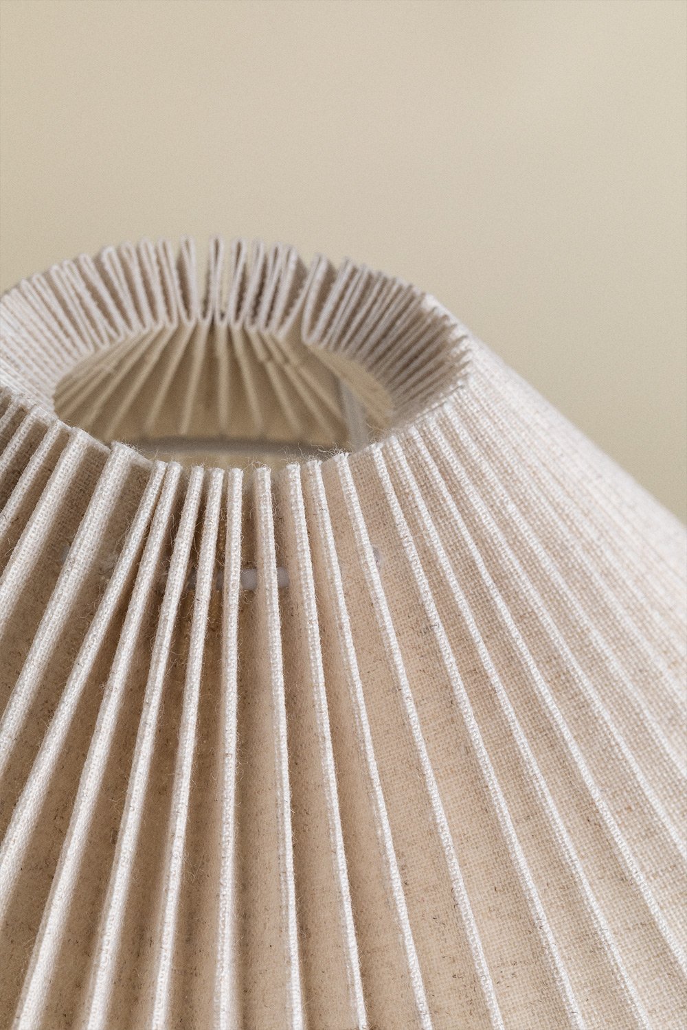 Lampada da tavolo in ferro Siliema, immagine della galleria 4