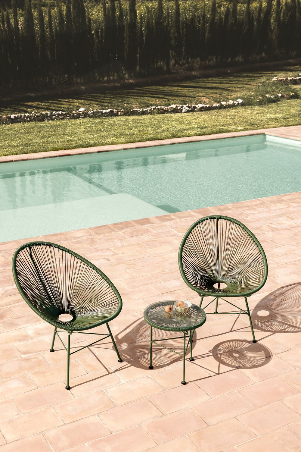 Set da giardino composto da 2 poltrone e tavolino da giardino in polietilene e acciaio New Acapulco, immagine della galleria 1