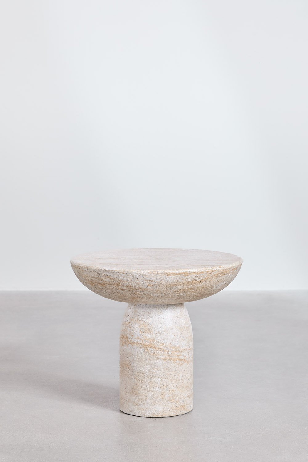 Tavolino rotondo in cemento effetto travertino (Ø50 cm) Velia, immagine della galleria 2