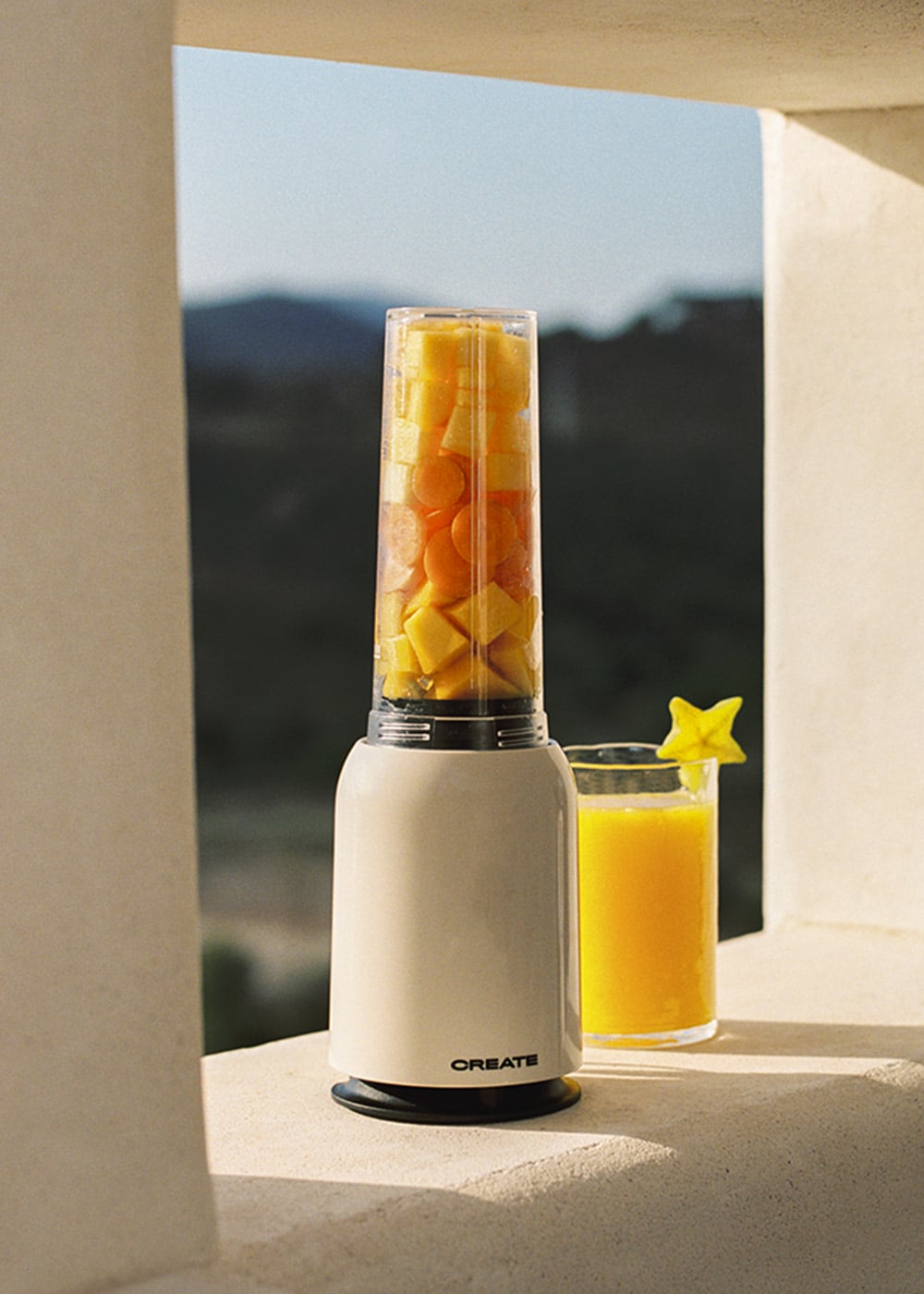 CREATE - MOI STUDIO - Frullatore con bicchiere portatile, immagine della galleria 1