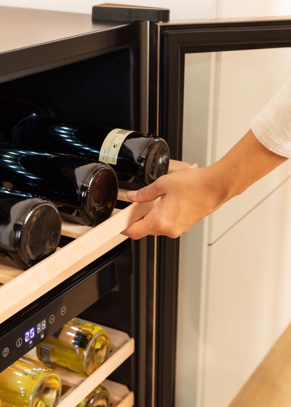 CREATE - WINECOOLER XL - Cantinetta per vini 46 bottiglie, immagine della galleria 3