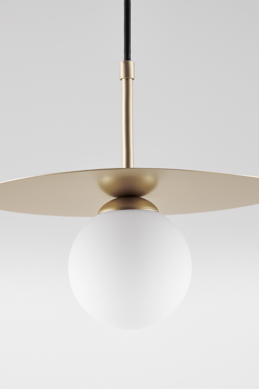 Lampada a sospensione da soffitto con sfera di cristallo Jorien, immagine della galleria 7