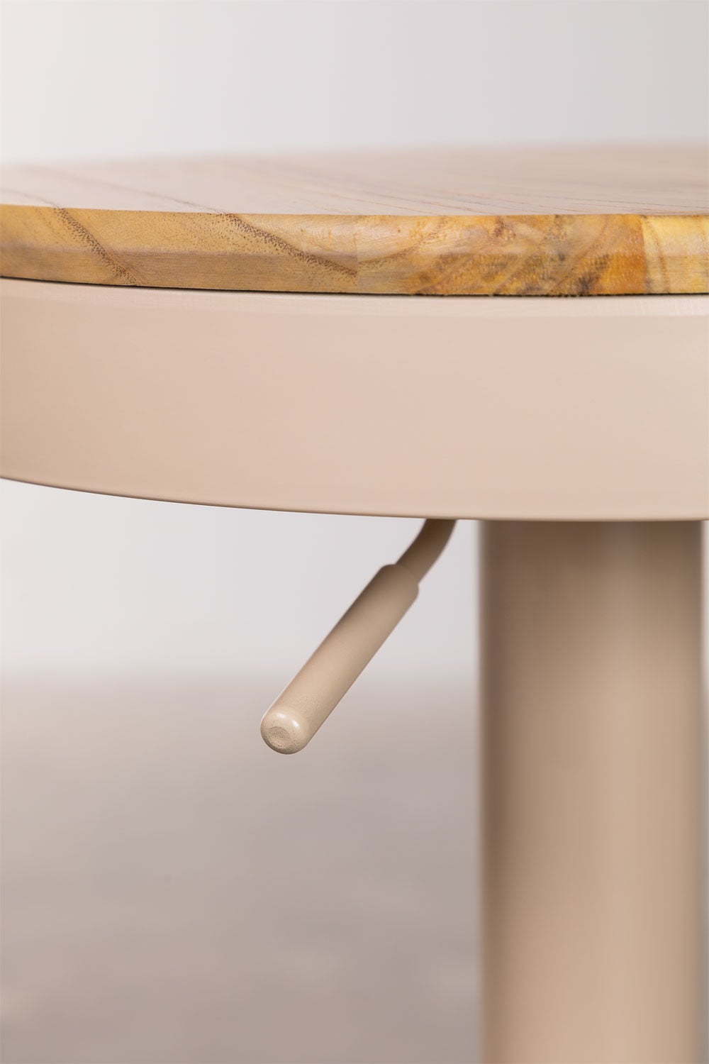 Confezione da 2 sgabelli alti regolabili in acciaio e legno di olmo Bardder, immagine della galleria 5