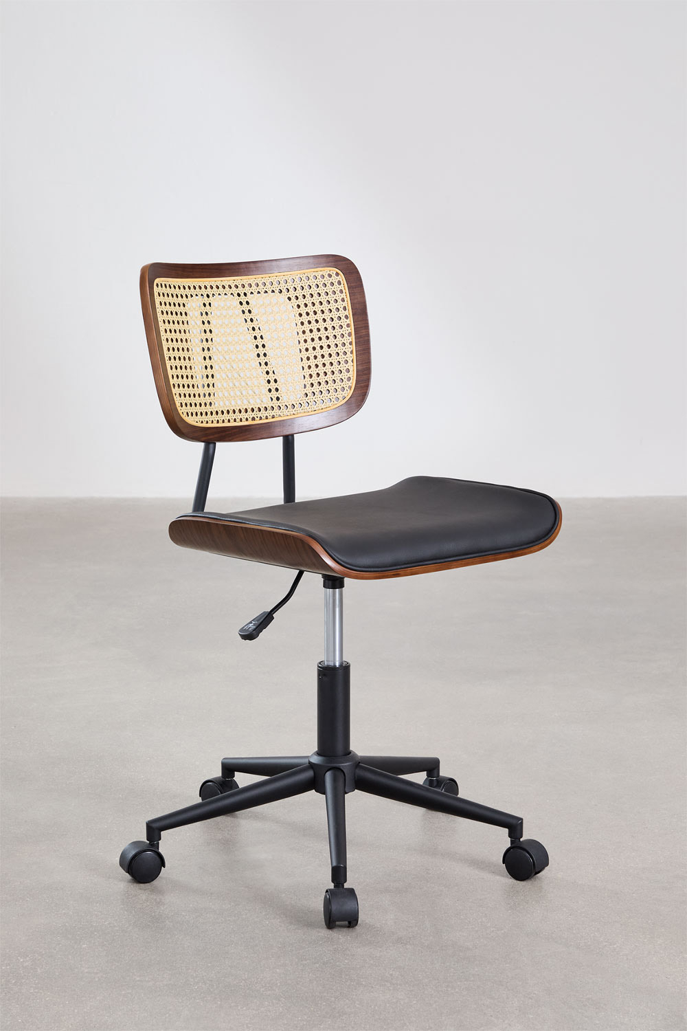 Sweeek Sedia Da Ufficio Con Ruote - Design In Legno Curvato Impiallacciato Noce E Similpelle Nera, Altezza Regolabile 78-88 Cm