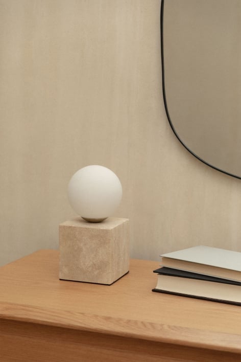 Lampada da tavolo in travertino con sfera di cristallo Davise
