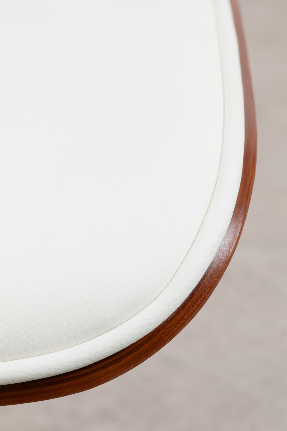 Sedia da scrivania con ruote in legno, rattan e ecopelle Raysa, immagine della galleria 7