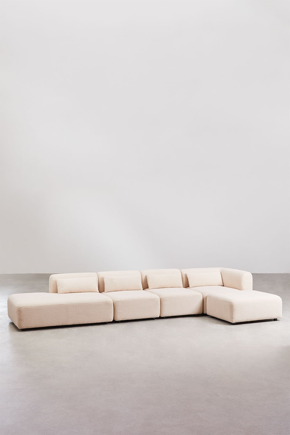 Divano componibile angolare in 4 pezzi con chaise longue sinistra e pouf Fogler, immagine della galleria 1