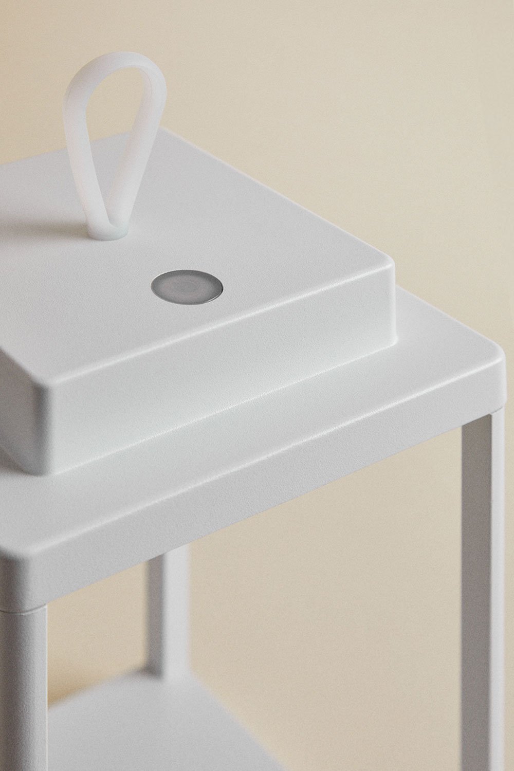 Lampada da tavolo LED wireless per esterni Xolara in alluminio, immagine della galleria 2