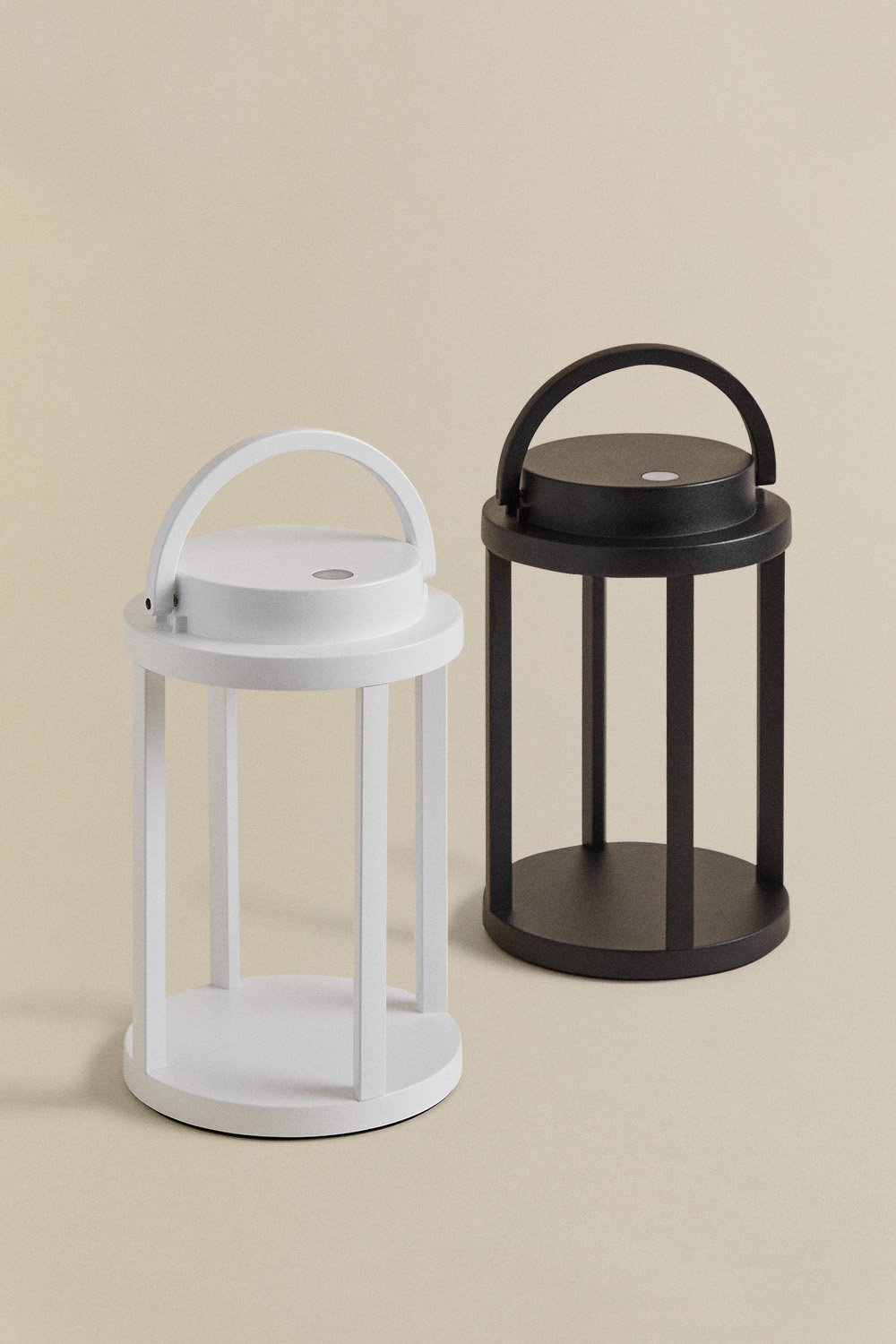 Lampada da Tavolo da Esterno a LED senza fili in Acciaio Arelvy, immagine della galleria 3