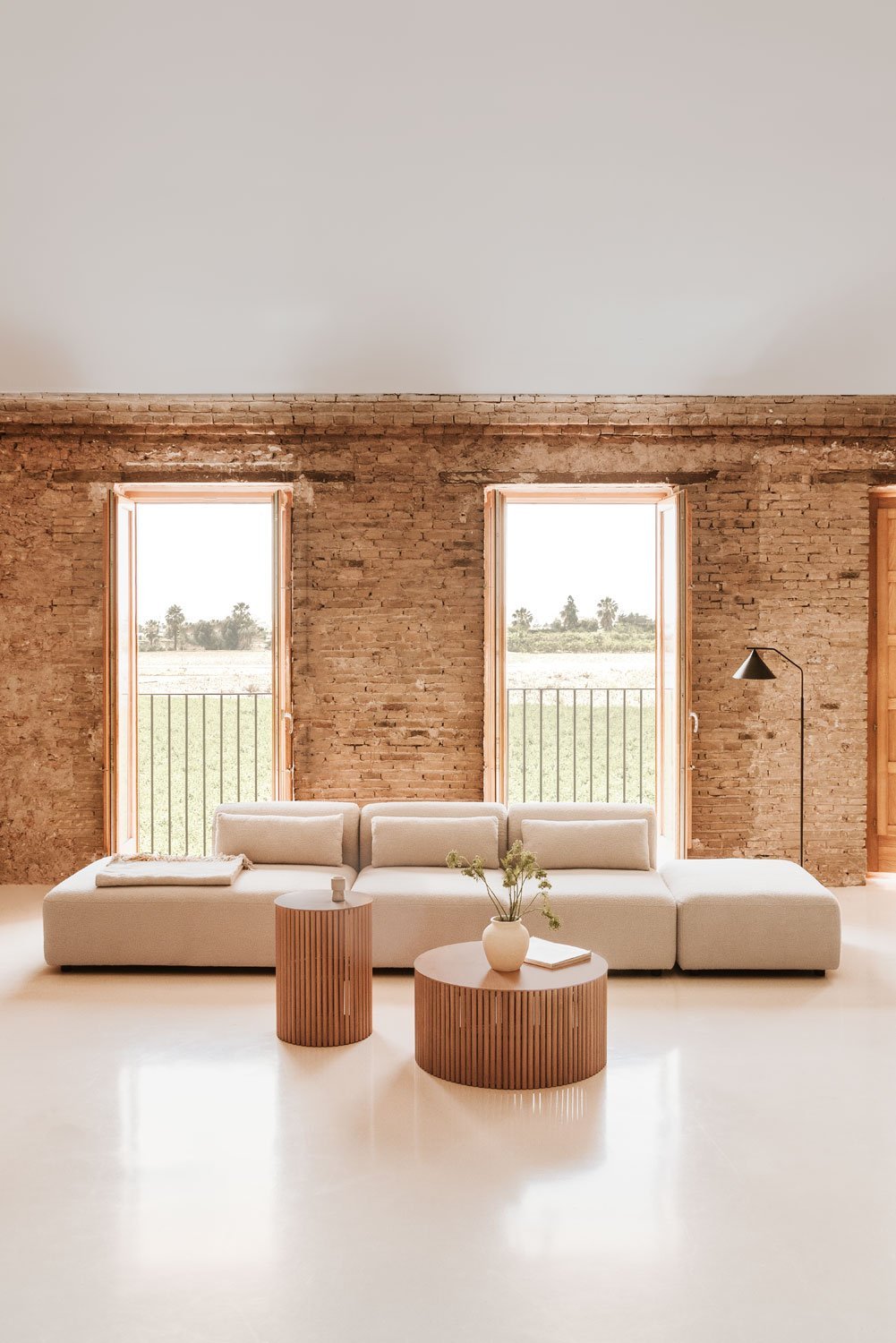 Divano componibile in 3 pezzi con chaise longue sinistra e pouf Fogler, immagine della galleria 13