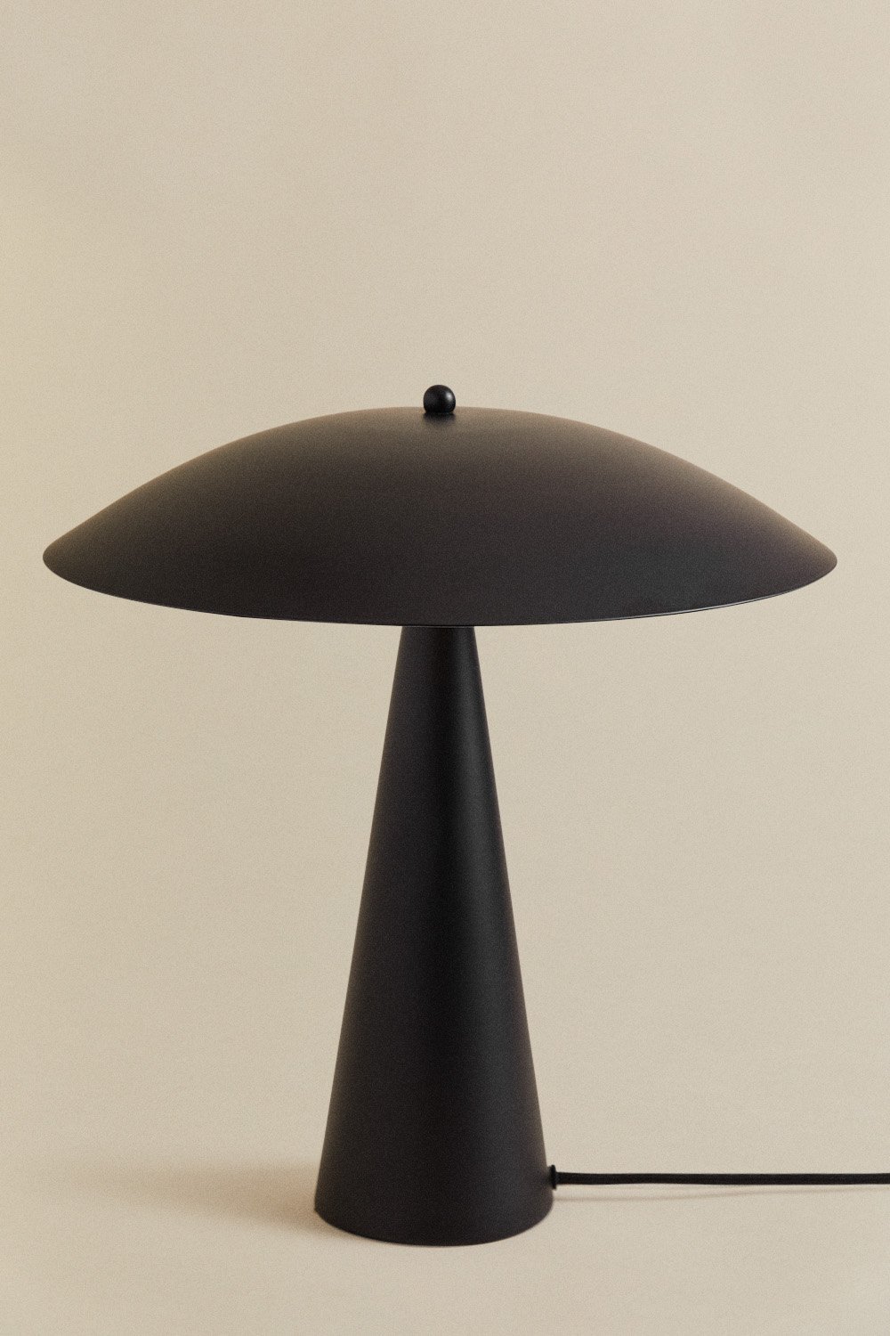 Lampada da tavolo in metallo Irune       , immagine della galleria 2