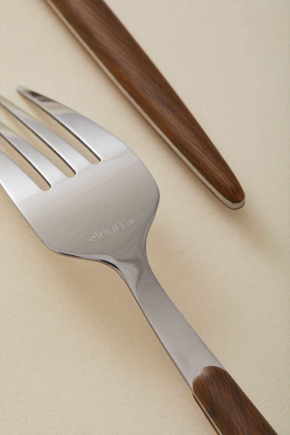 Set di posate in acciaio inox con manico effetto legno da 16 pezzi Monovar, immagine della galleria 5