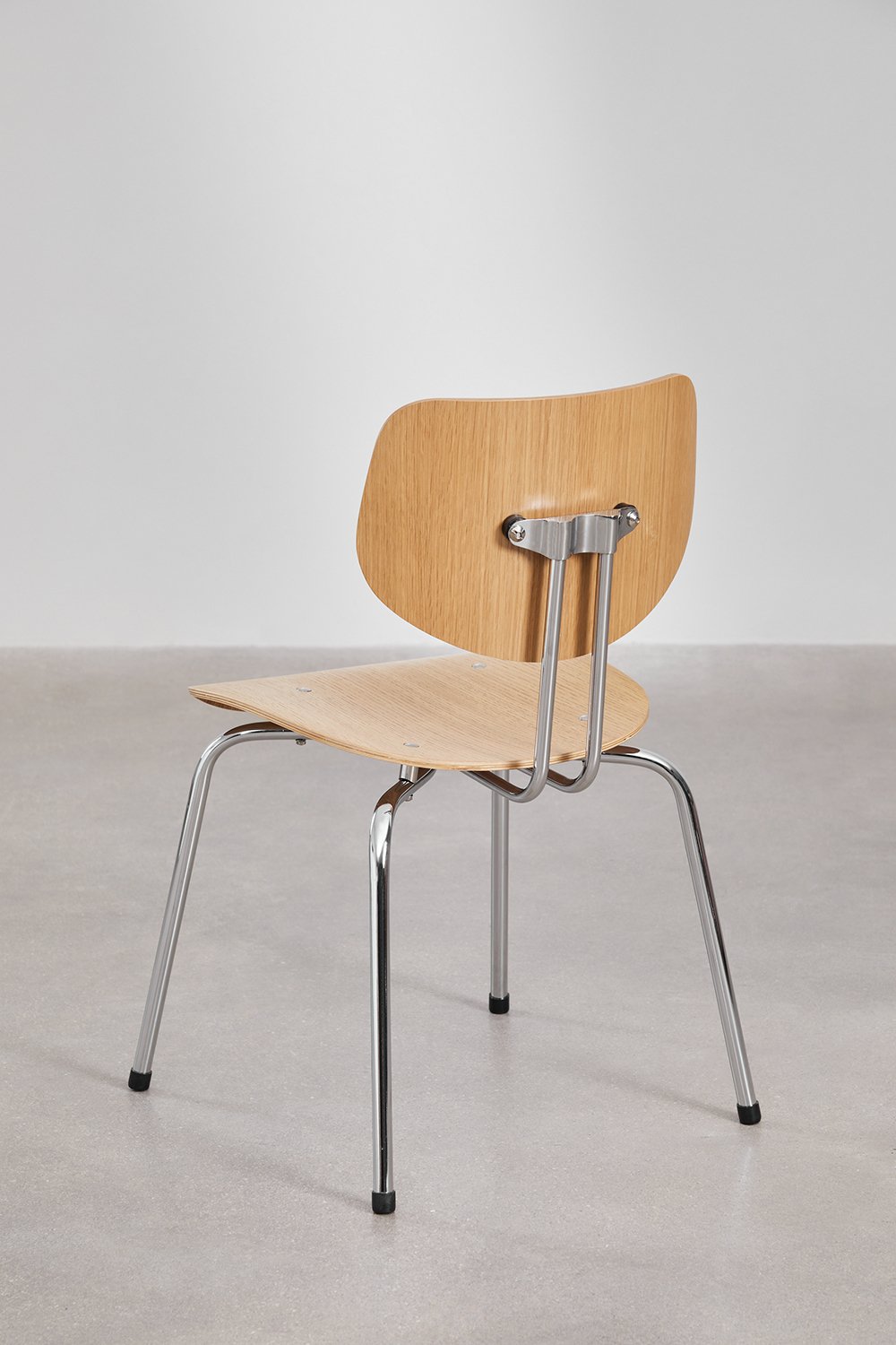 Sedia da pranzo in legno Odelys, immagine della galleria 4