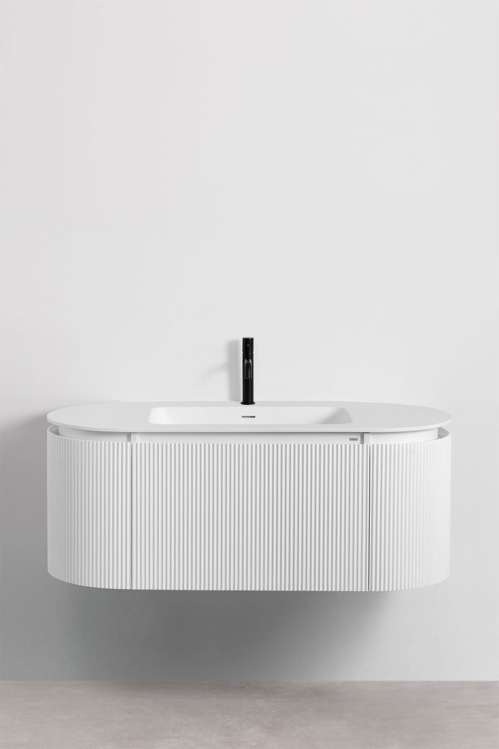 Set mobili da bagno in legno Carsone con lavabo integrato, immagine della galleria 1