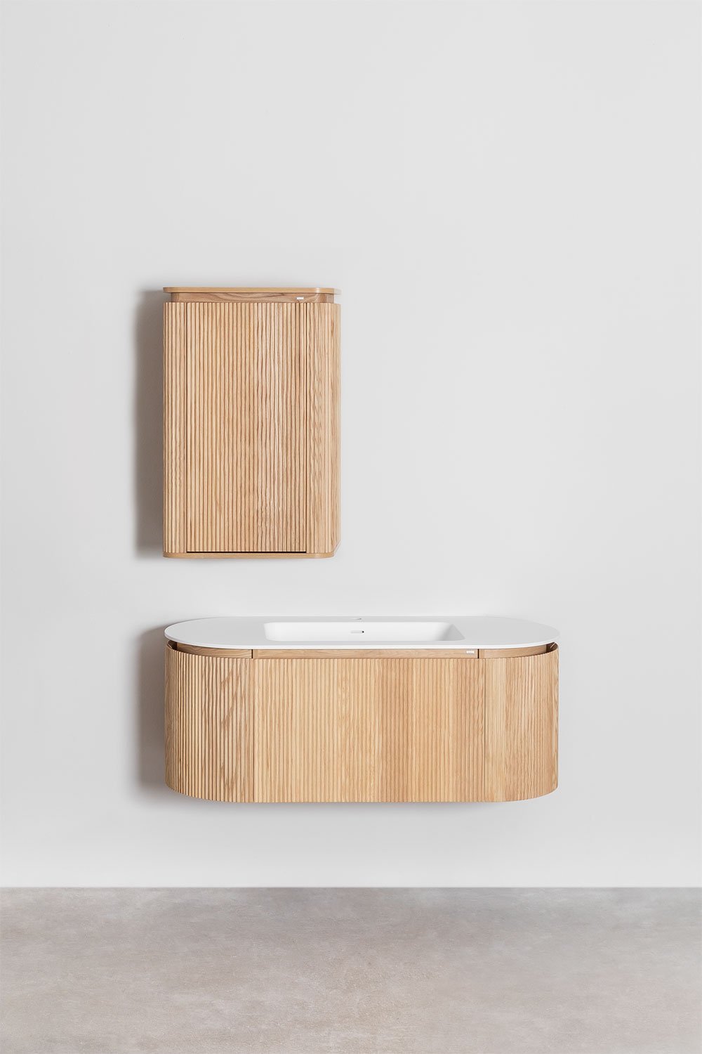 Set mobili da bagno in legno Carsone con lavabo integrato, immagine della galleria 2