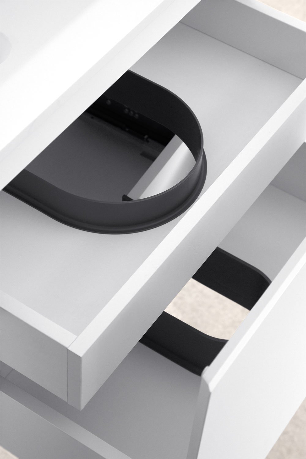 Set mobili da bagno in legno Macrae con lavabo integrato    , immagine della galleria 6