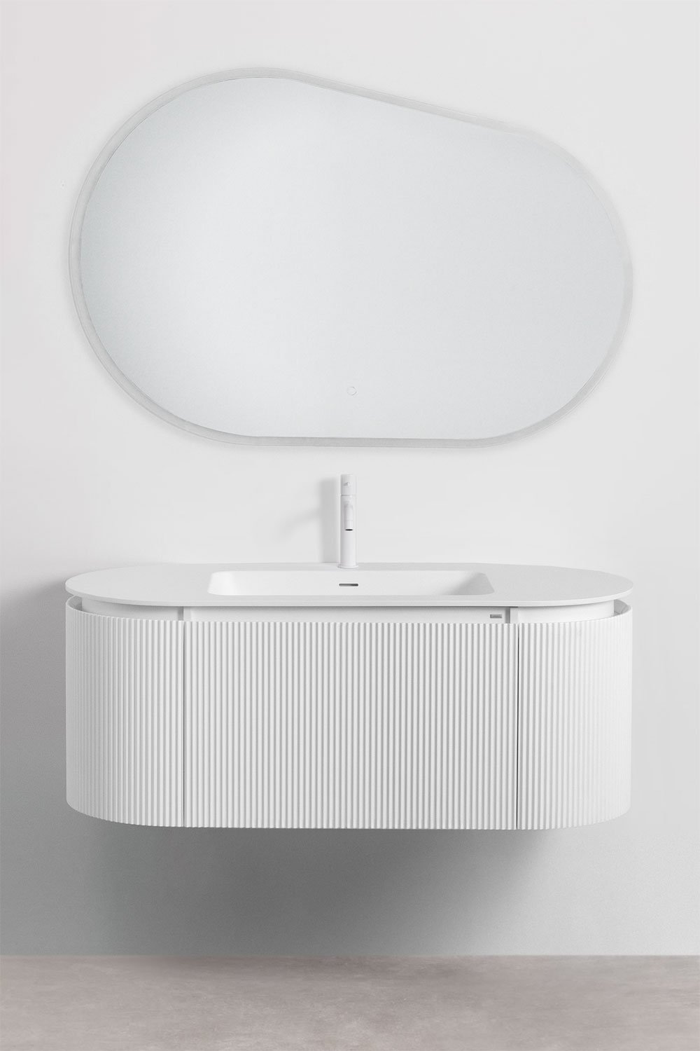 Set mobili da bagno in legno Carsone con lavabo integrato, immagine della galleria 1