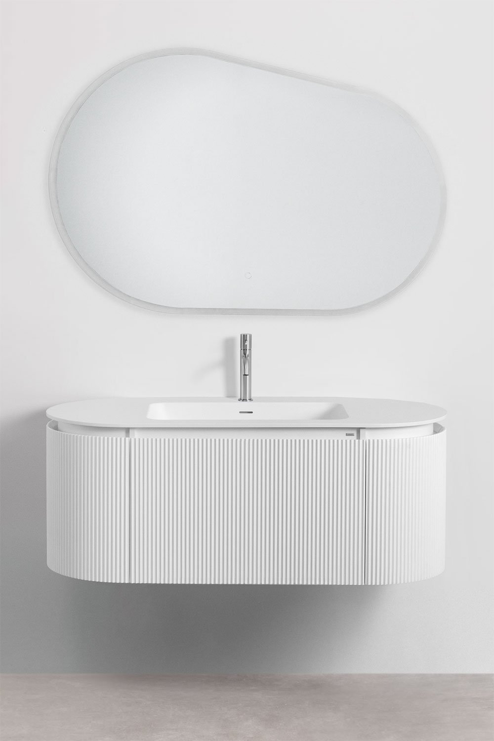 Set mobili da bagno in legno Carsone con lavabo integrato, immagine della galleria 1