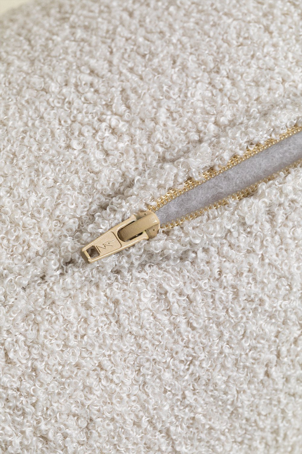 Divano componibile angolare sinistro in 3 pezzi con pouf triangolare in shearling Borjan, immagine della galleria 11