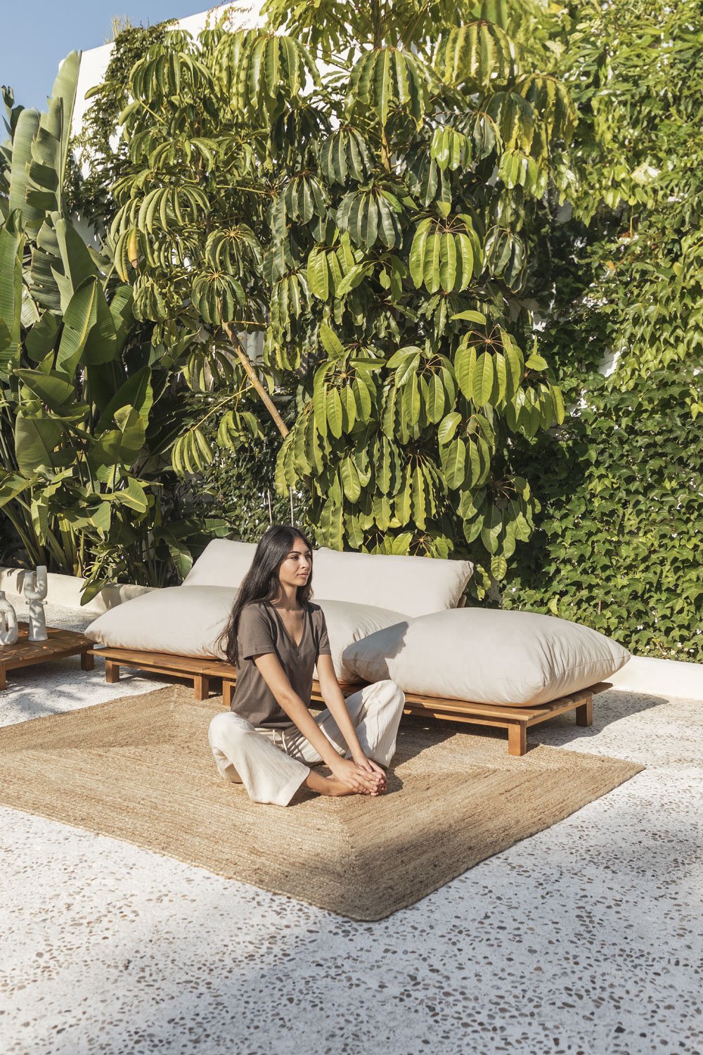 Divano da giardino reclinabile modulare in 2 pezzi con puff in legno di acacia Brina, immagine della galleria 1