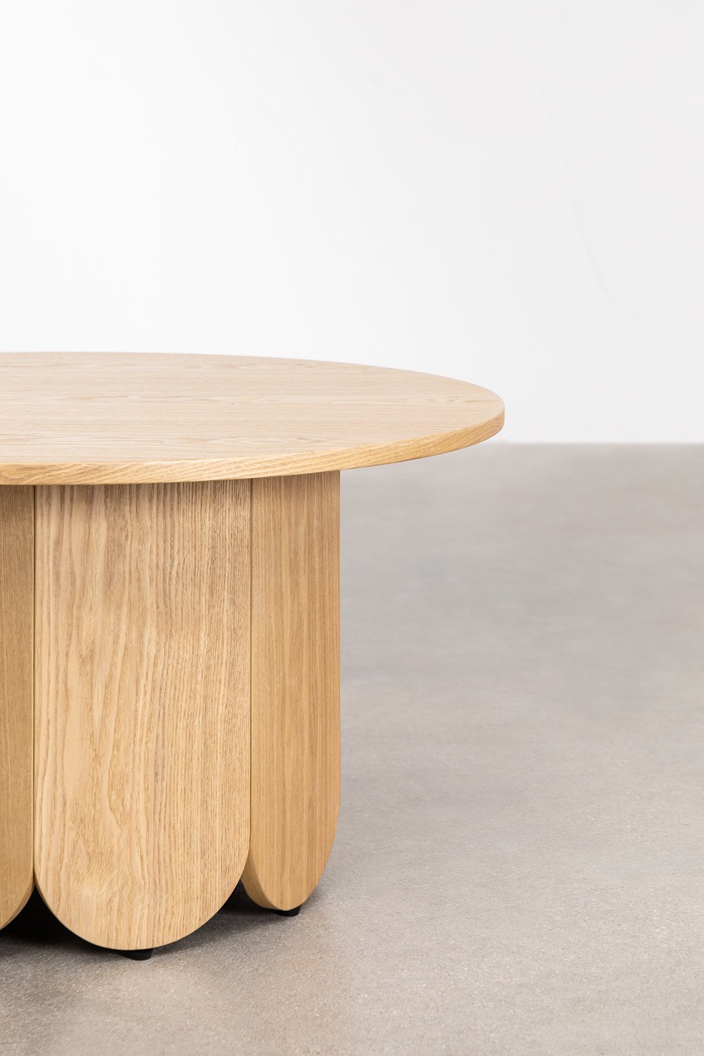 Tavolino rotondo in legno (Ø80 cm) Style Vinesey, immagine della galleria 2