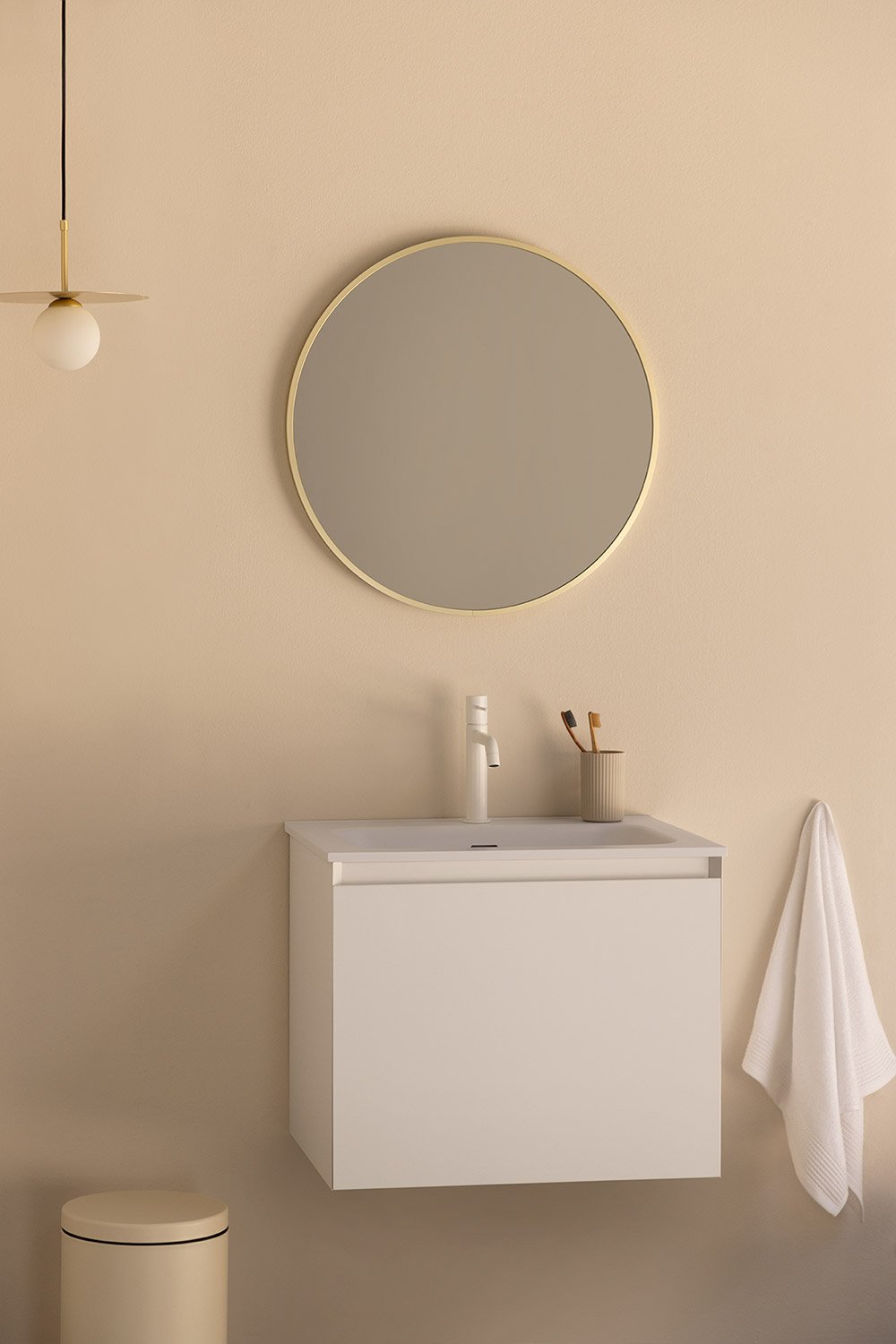 Set mobili da bagno in legno Macrae con lavabo integrato    , immagine della galleria 1