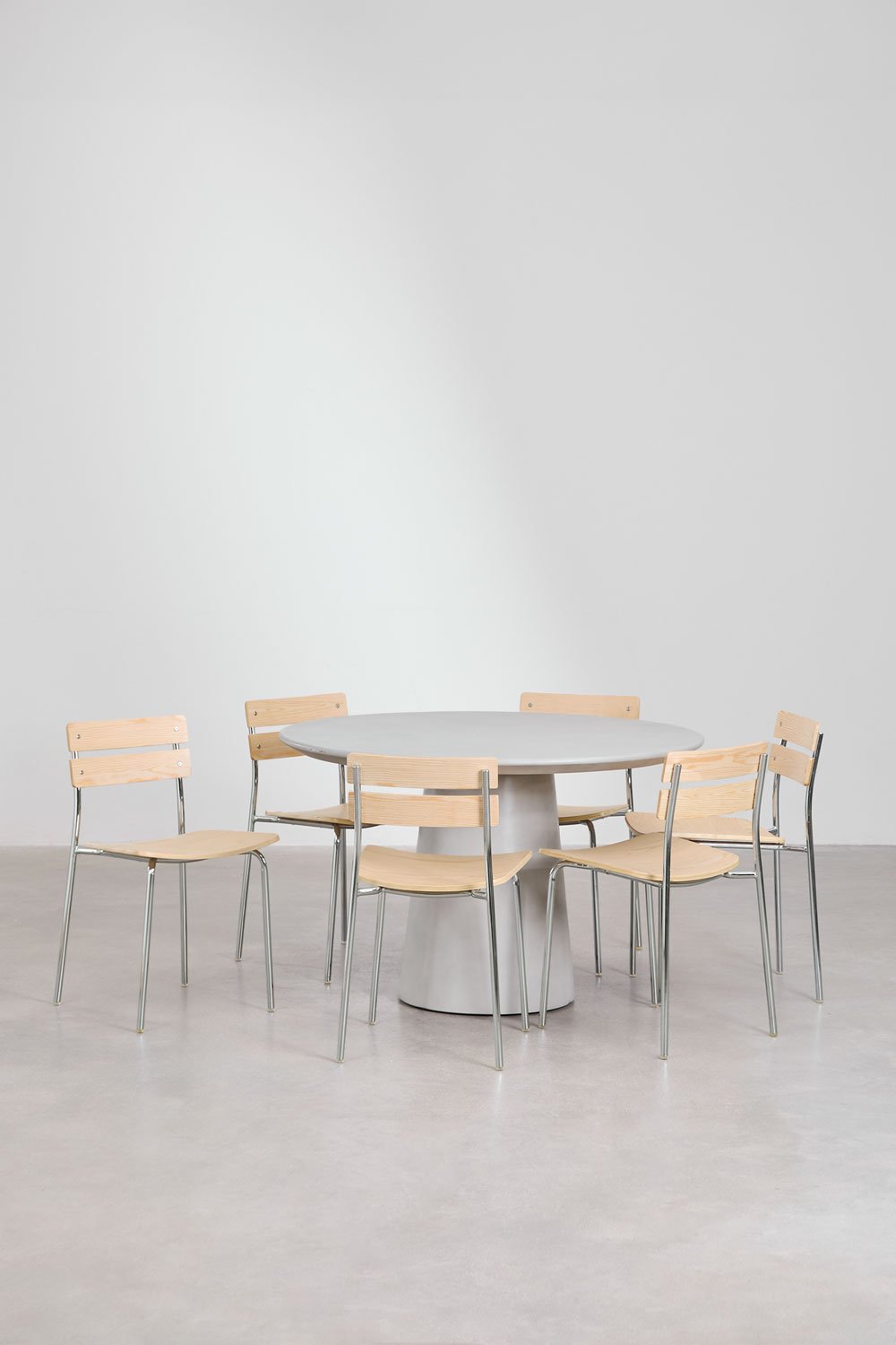 Set tavolo rotondo in cemento Noemi (Ø120 cm) e 6 sedie da pranzo Debie in legno e acciaio, immagine della galleria 2