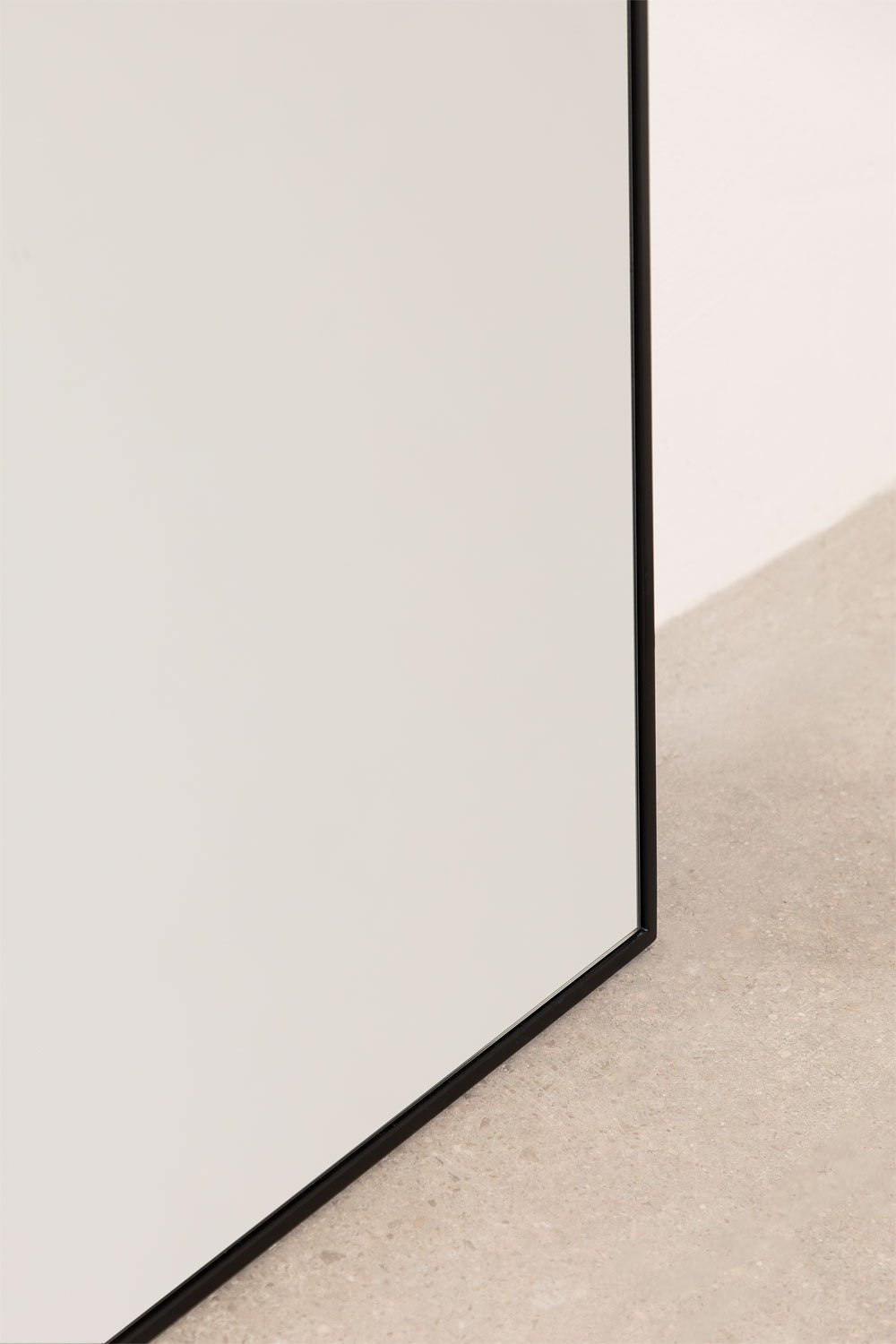 Specchio da parete in metallo Belm, immagine della galleria 4