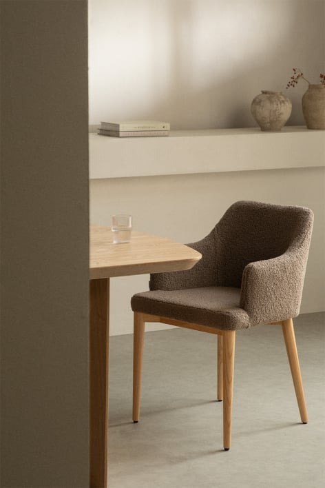 Sedia da pranzo con braccioli in shearling Banfil