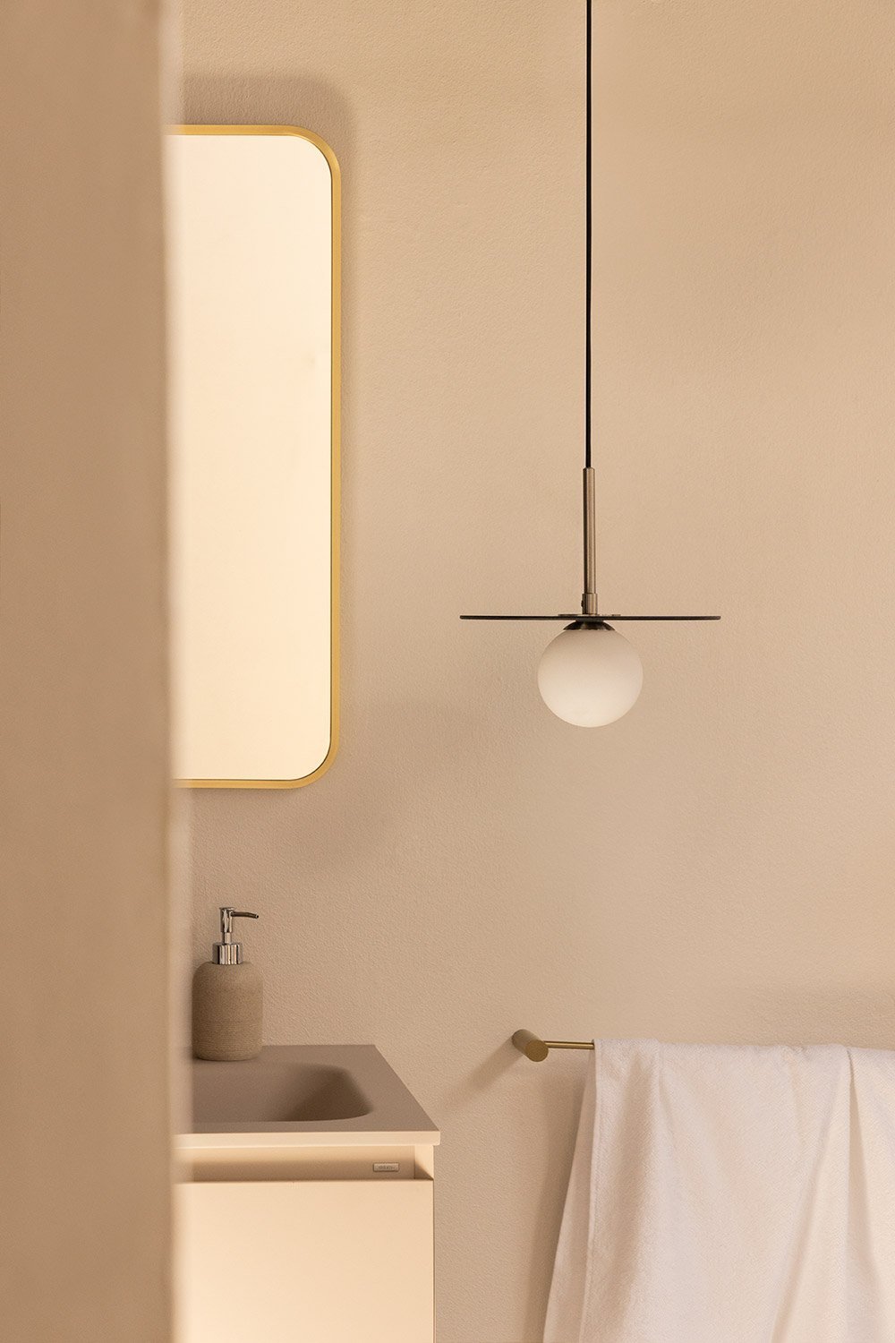 Lampada da soffitto per bagno con sfera di vetro Jorien      , immagine della galleria 1