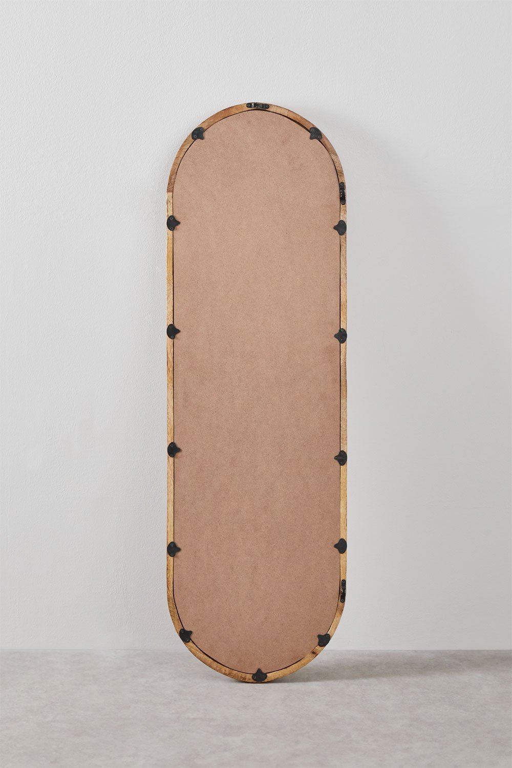 Specchio da parete ovale in legno di mango Munya, immagine della galleria 5