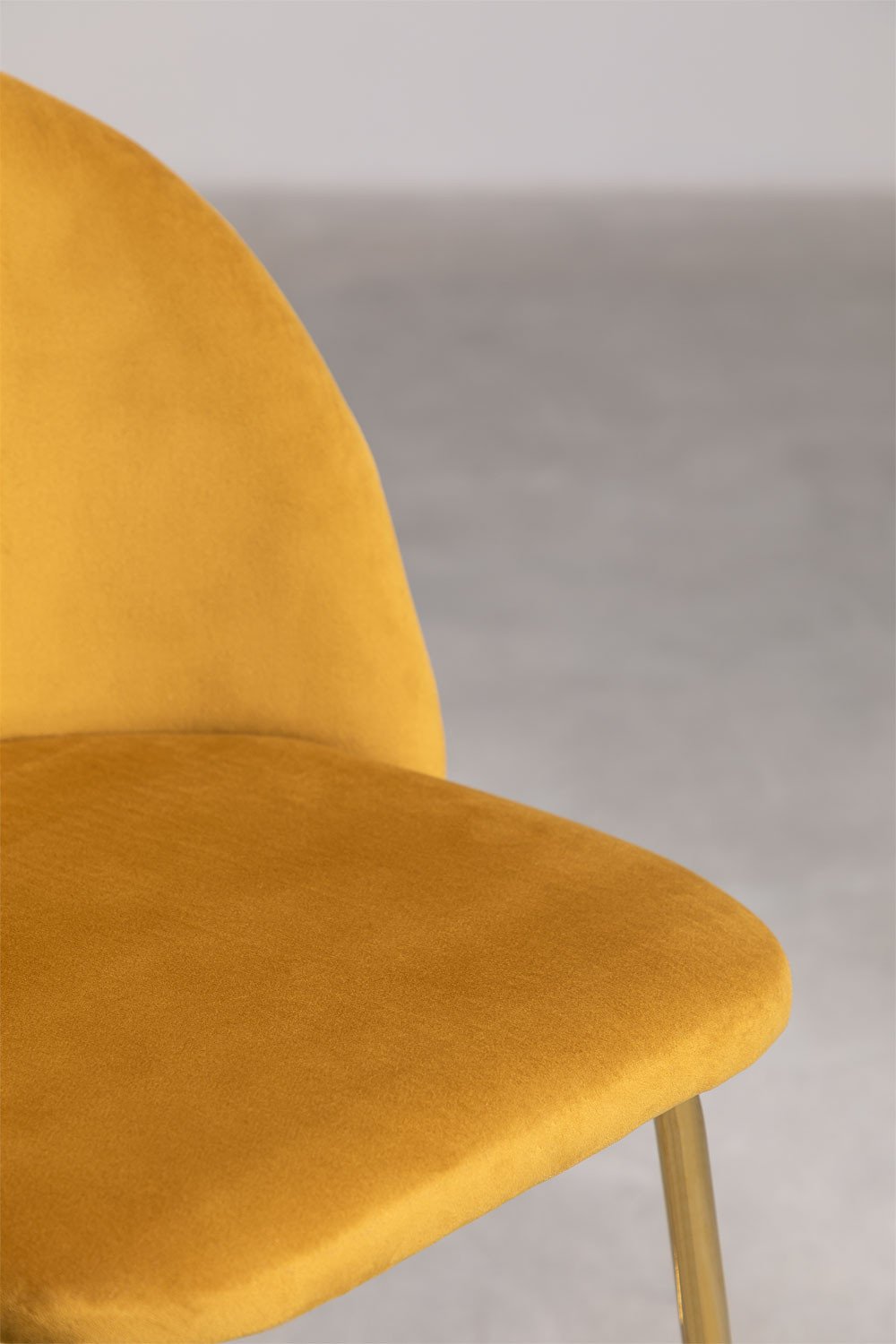 Confezione da 2 sgabelli alti in velluto Kana Design, immagine della galleria 4