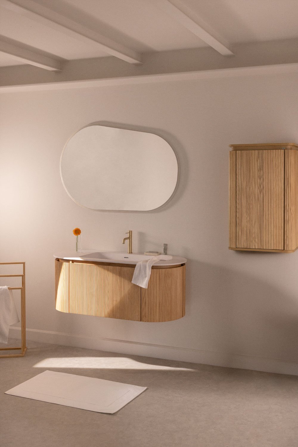 Set mobili da bagno in legno Carsone con lavabo integrato, immagine della galleria 1