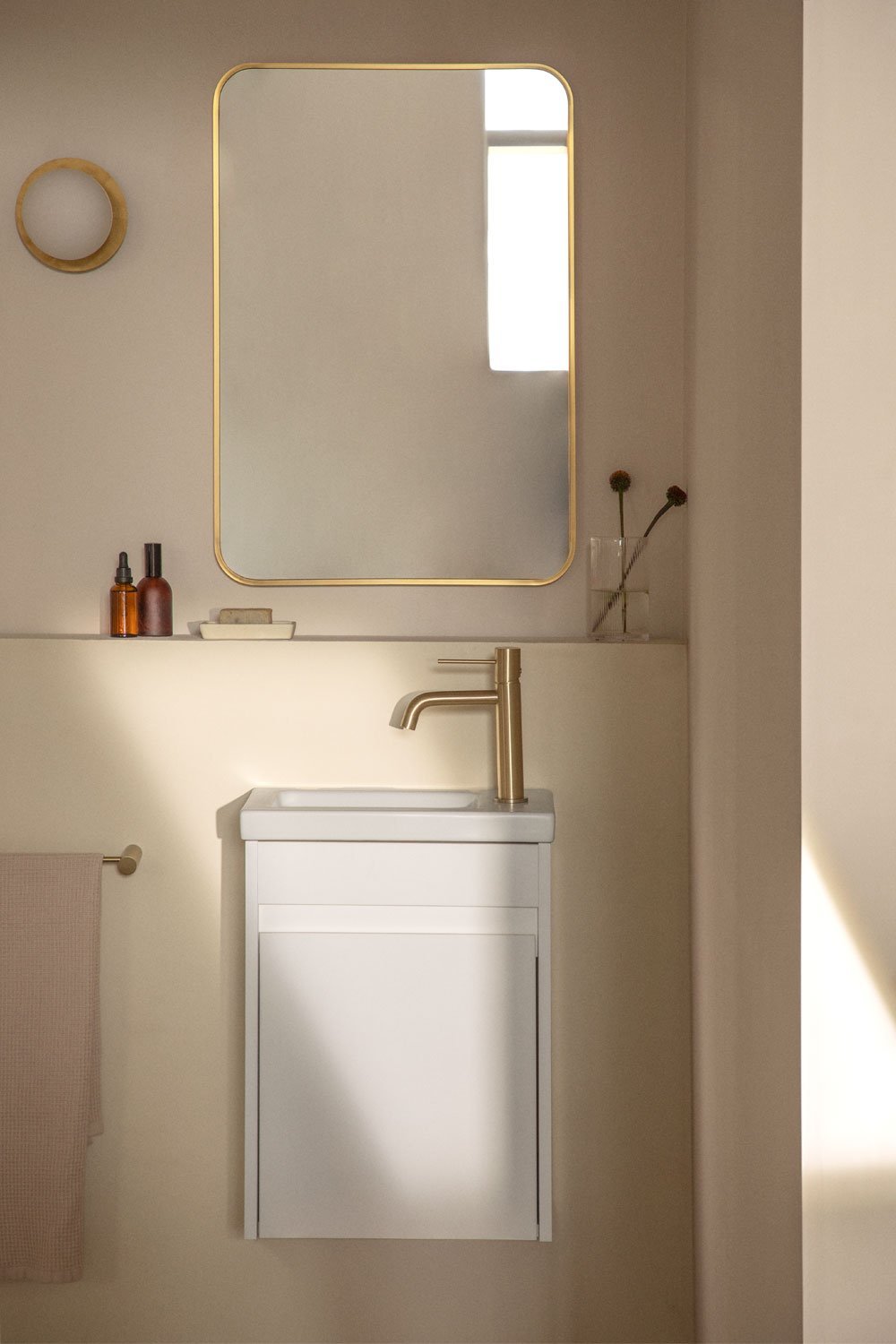 Set mobili da bagno in legno Narek con lavabo integrato, immagine della galleria 1