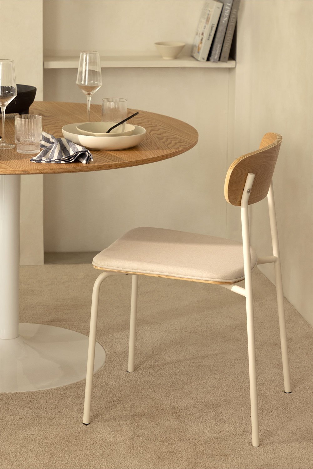 Sedia da pranzo impilabile in ferro e legno Wilpier, immagine della galleria 1