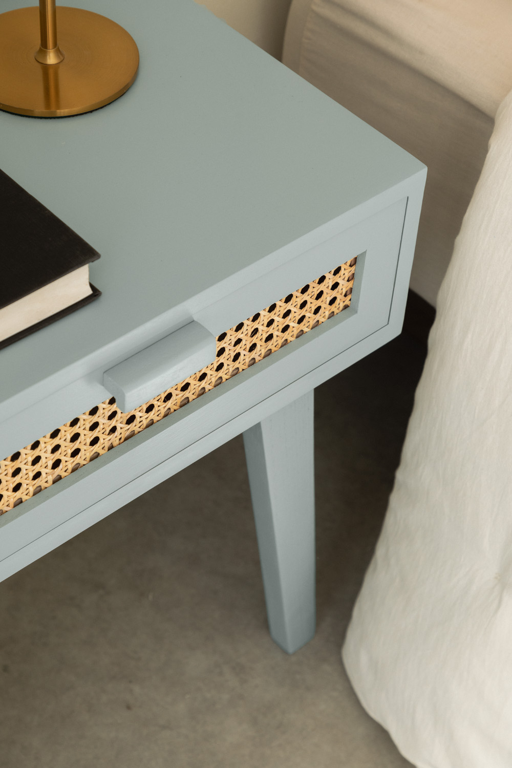 Comodino Con Cassetto SKLUM Ralik Colors - Legno Di Paulownia, 45x32x54 Cm