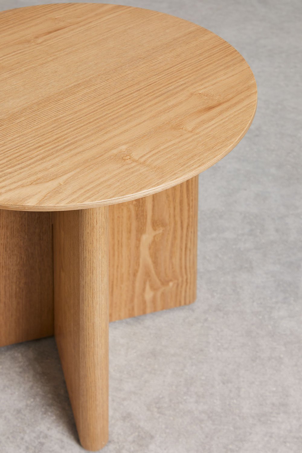 Tavolino laterale rotondo Ø45 cm in MDF Saonara, immagine della galleria 4