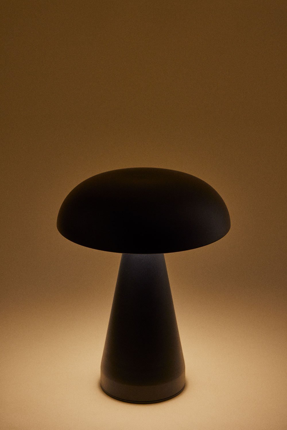 Lampada da tavolo ↑20 cm LED wireless in ferro Galina, immagine della galleria 3