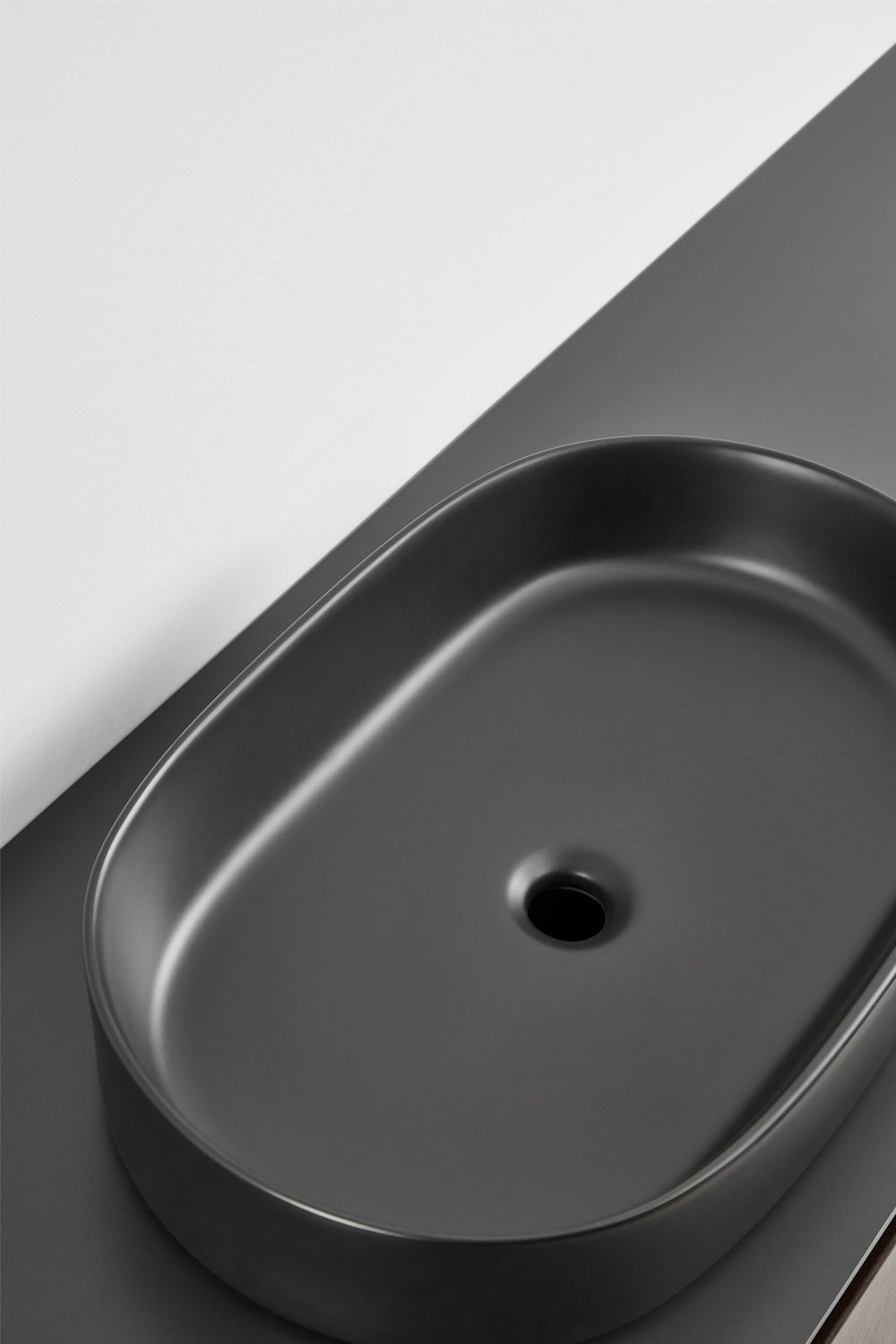 Set mobili da bagno in legno Lavena, immagine della galleria 4