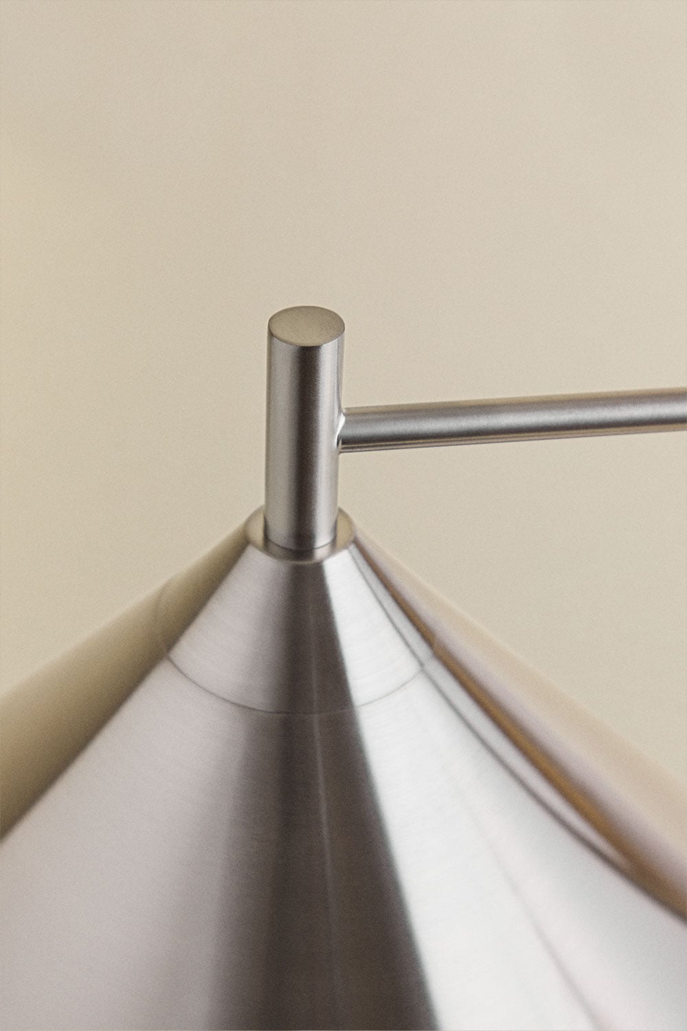 Lampada da tavolo in ferro Cambrea, immagine della galleria 5