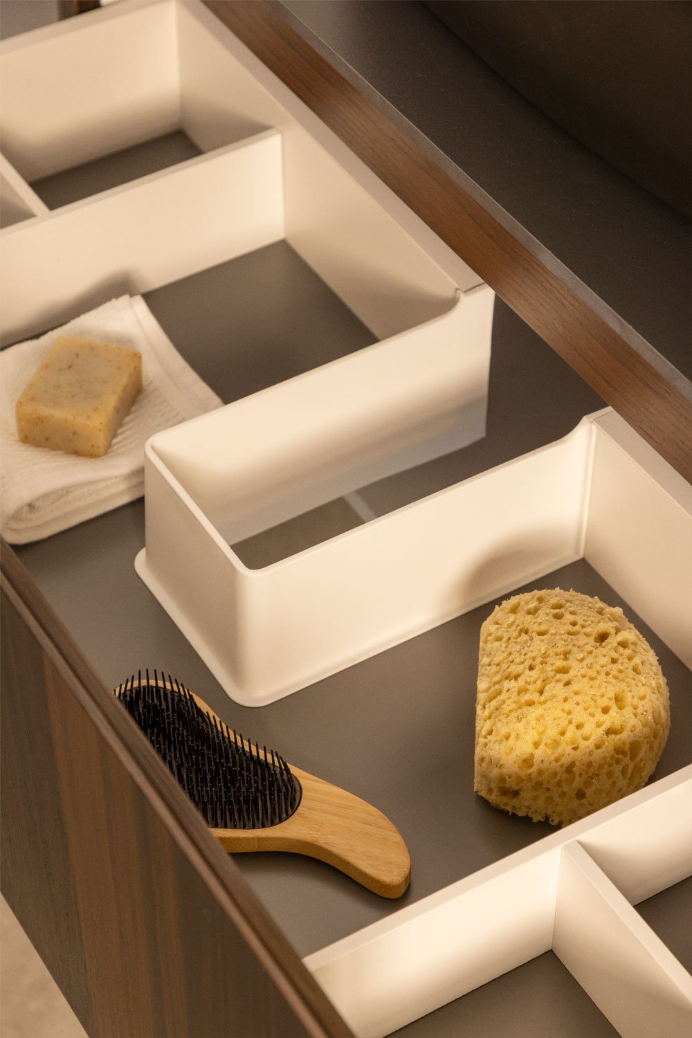 Set mobili da bagno in legno Lavena, immagine della galleria 2